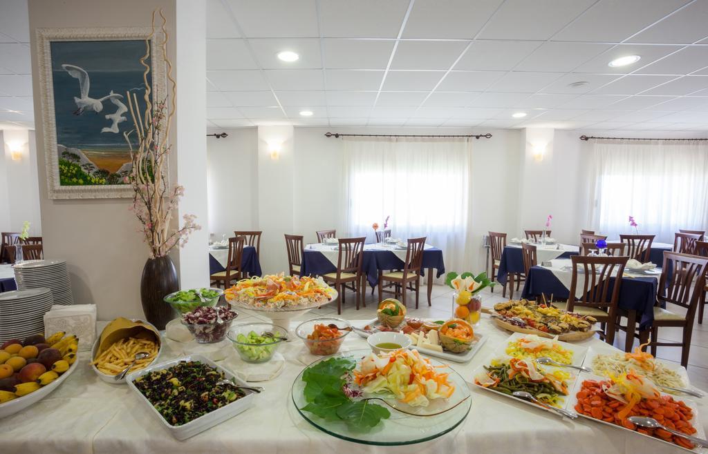 Hotel Caggiari 세니갈리아 외부 사진