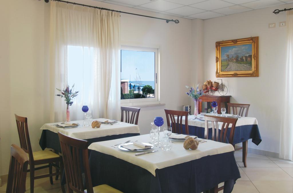Hotel Caggiari 세니갈리아 외부 사진