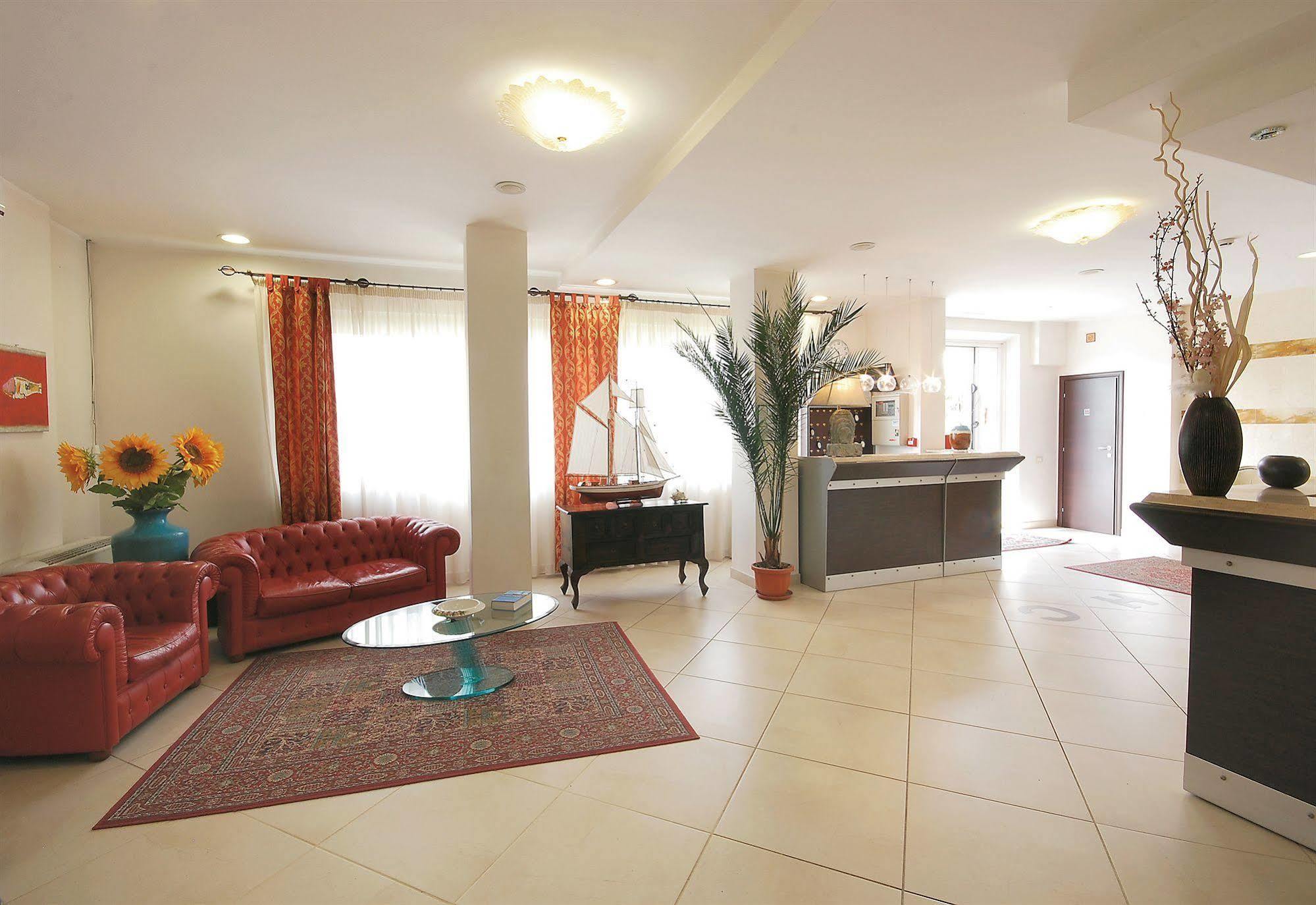 Hotel Caggiari 세니갈리아 외부 사진