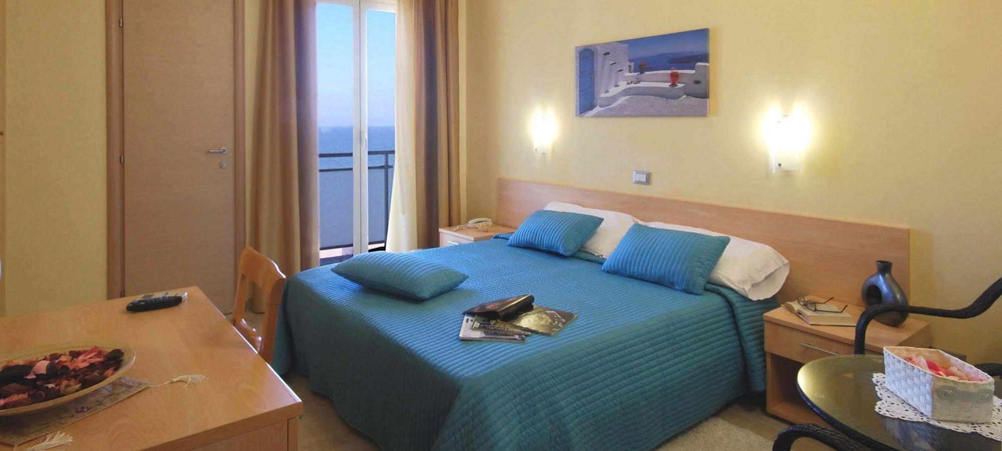 Hotel Caggiari 세니갈리아 외부 사진