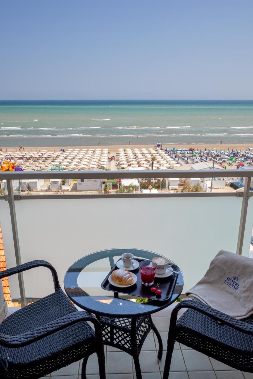 Hotel Caggiari 세니갈리아 외부 사진