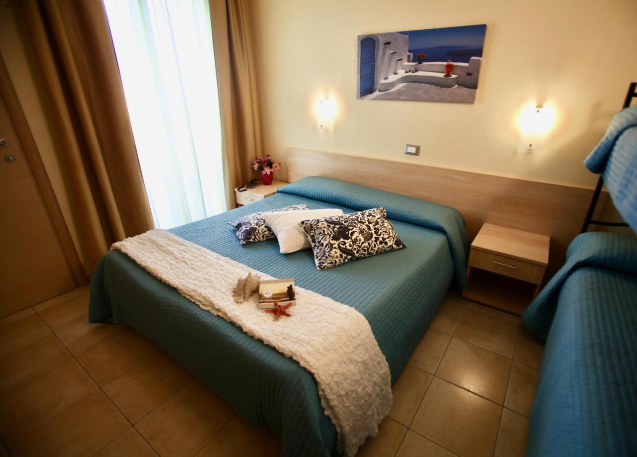 Hotel Caggiari 세니갈리아 외부 사진